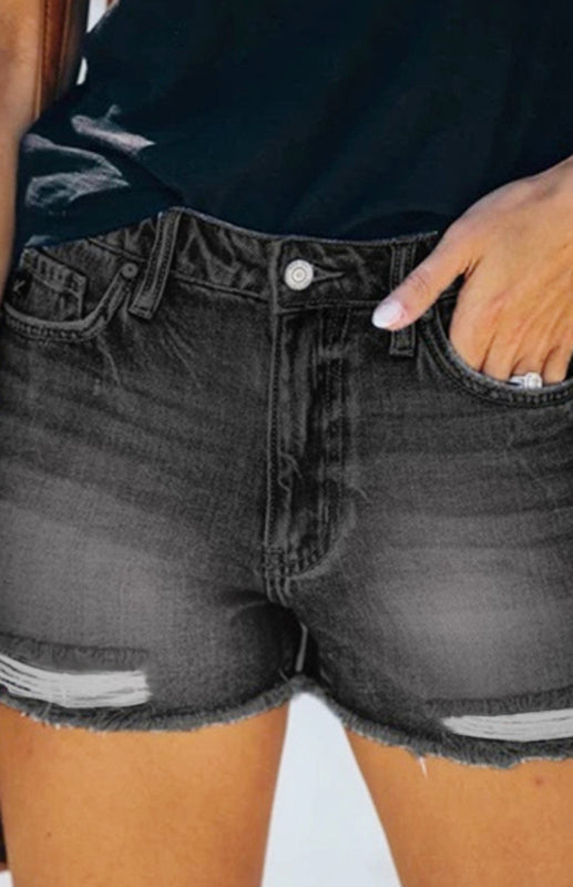Yıpranmış Detaylı Rahat Kadın Denim Şort