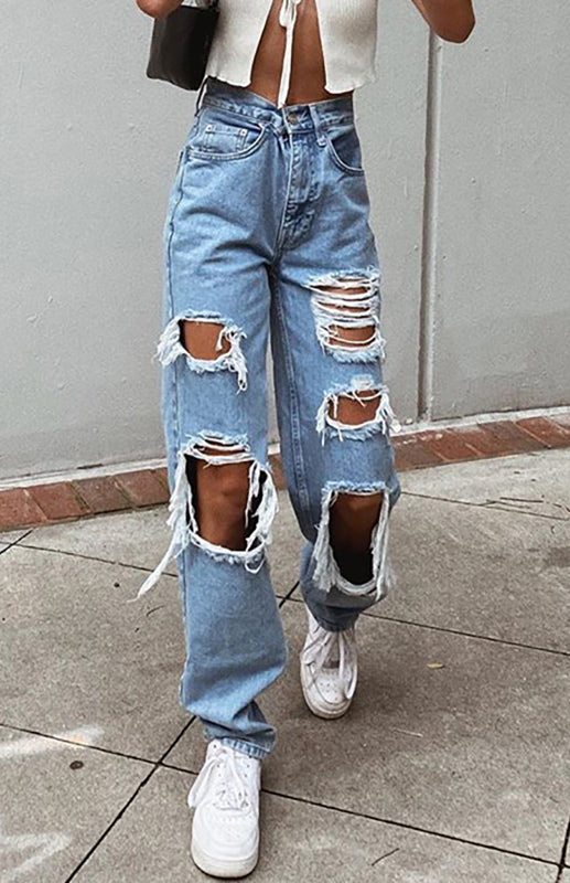 Kadın Yırtık Denim Pantolon - Şıklığı ve Rahatlığı Bir Arada